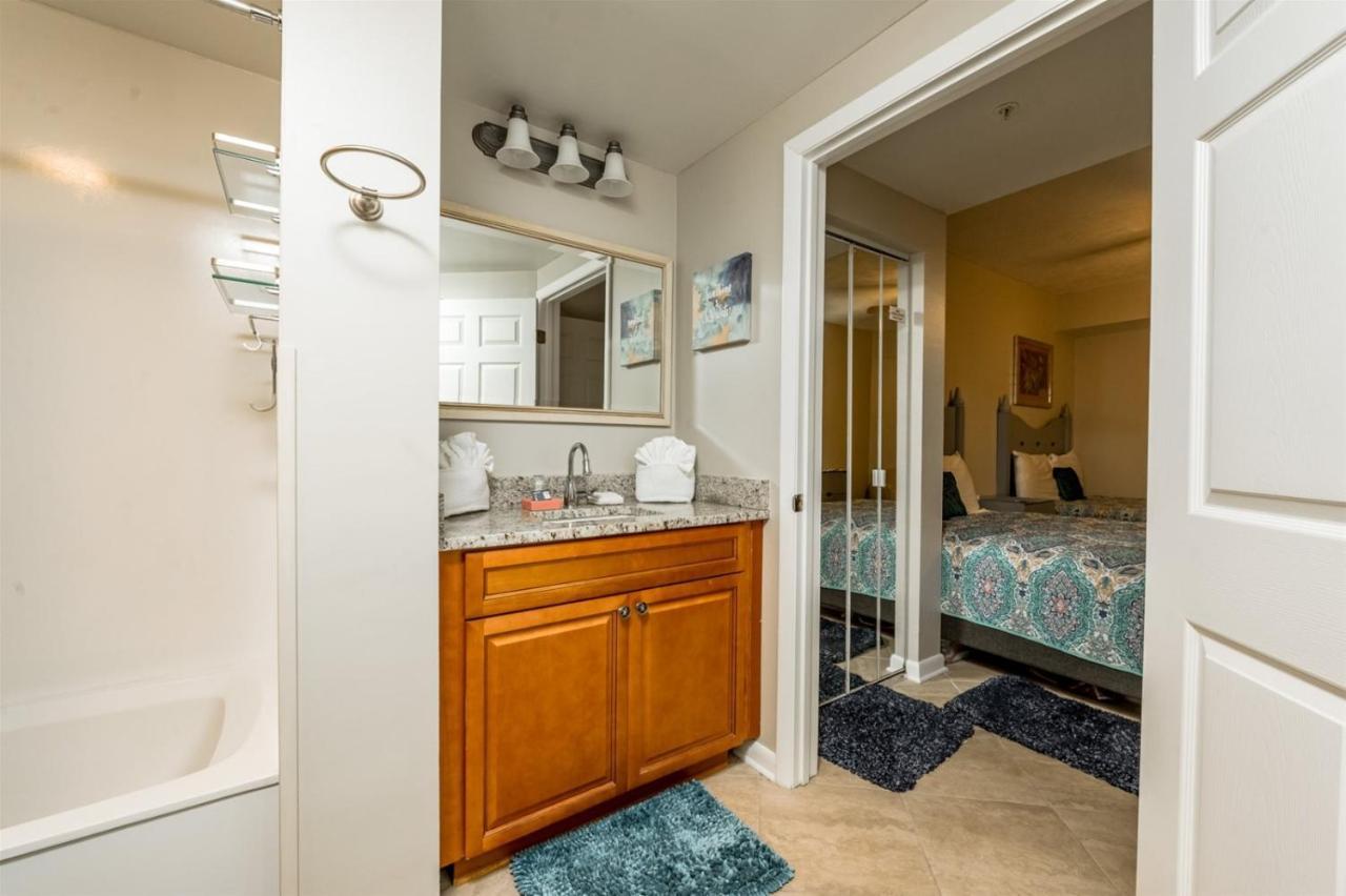 דייטונה ביץ' Unit 1807 Ocean Walk - 1 Bedroom Ocean Front מראה חיצוני תמונה